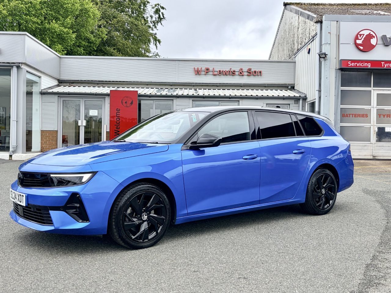 2024 Vauxhall Astra