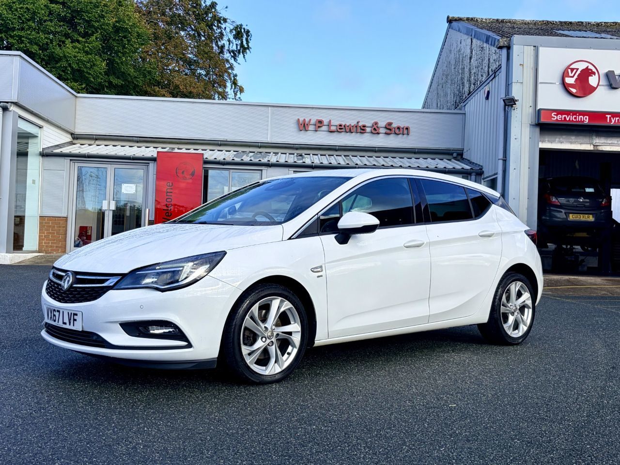 2017 Vauxhall Astra
