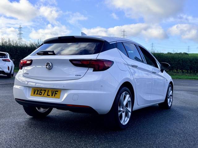 2017 Vauxhall Astra 1.6 CDTi 16V 136 SRi Nav 5dr