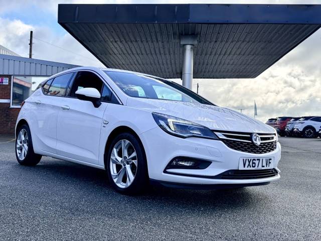 2017 Vauxhall Astra 1.6 CDTi 16V 136 SRi Nav 5dr
