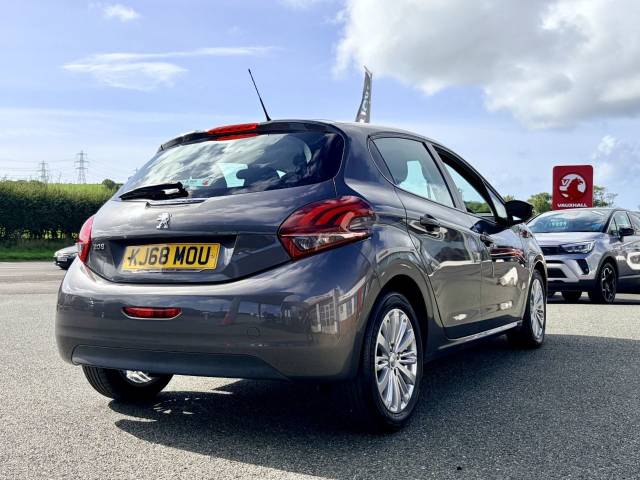 2019 Peugeot 208 1.2 PureTech 82 Signature 5dr [Start Stop]